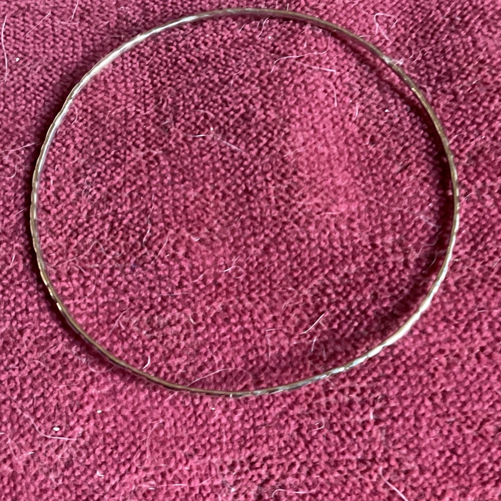 Elegant sterling silver Bangle Bracelet 8.5” 1.92g vintage